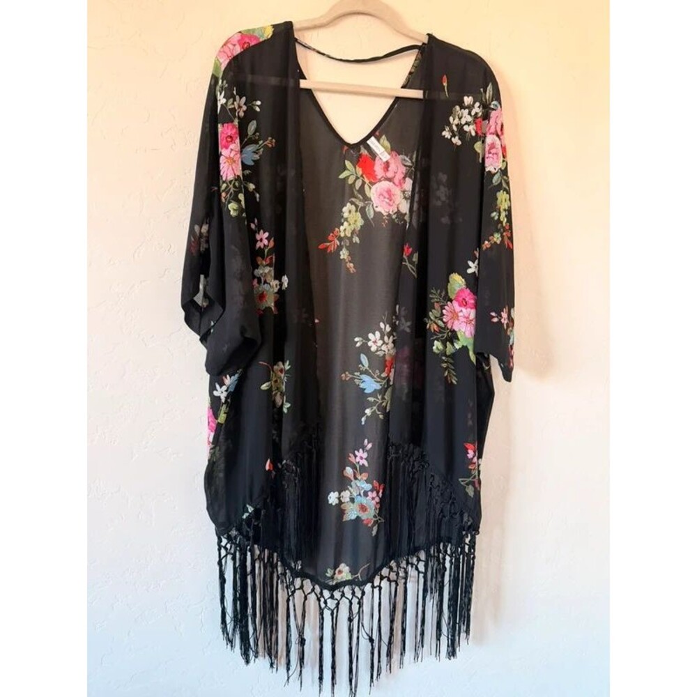Xhiliration Boho Floral Kimono Size M/L